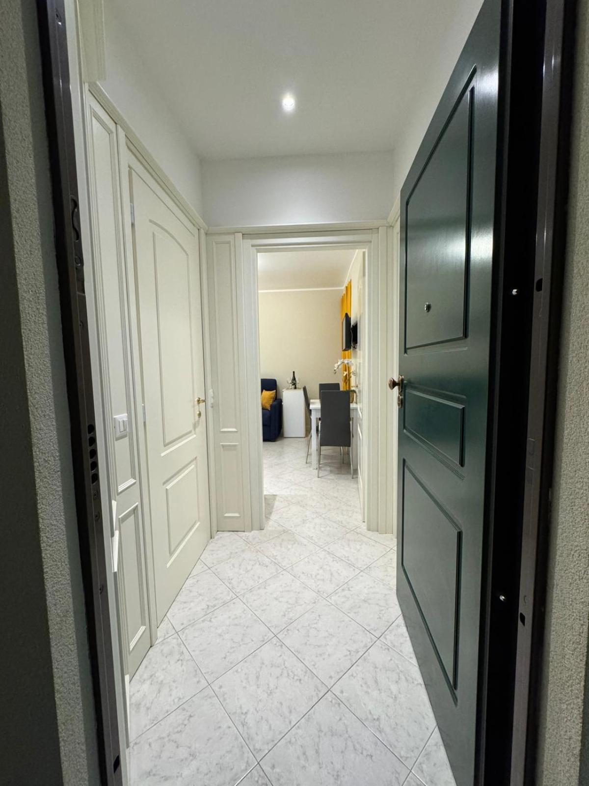 Casa Sarah Lägenhet Sanremo Exteriör bild